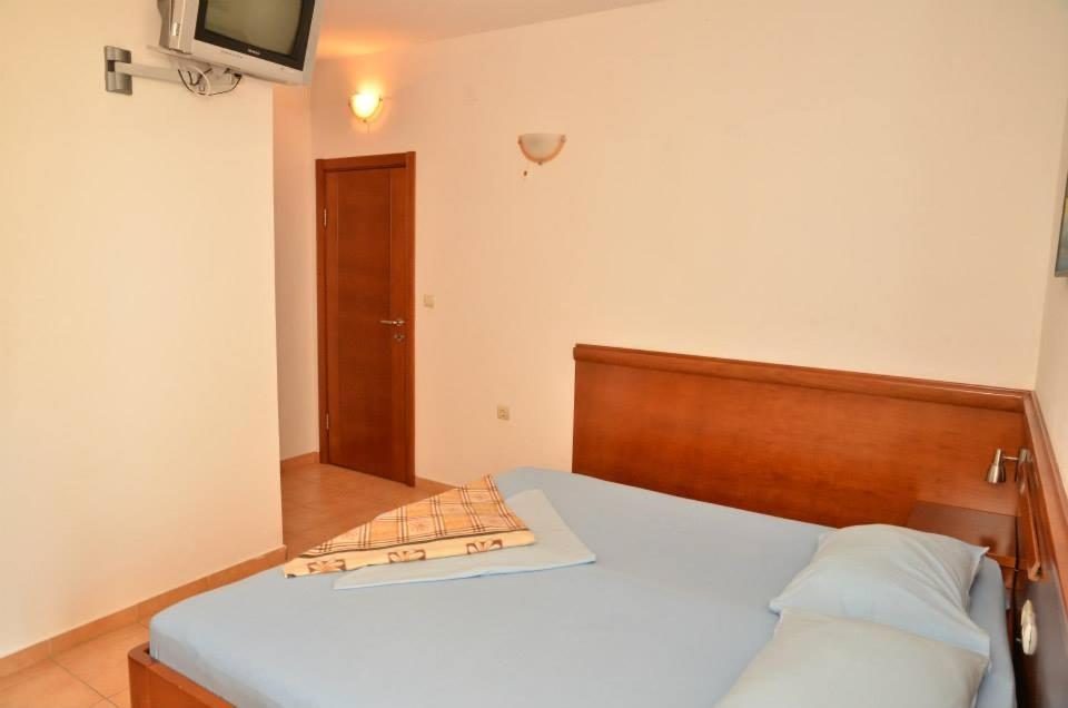 Hotel Buzuku House Ulcinj Exterior foto